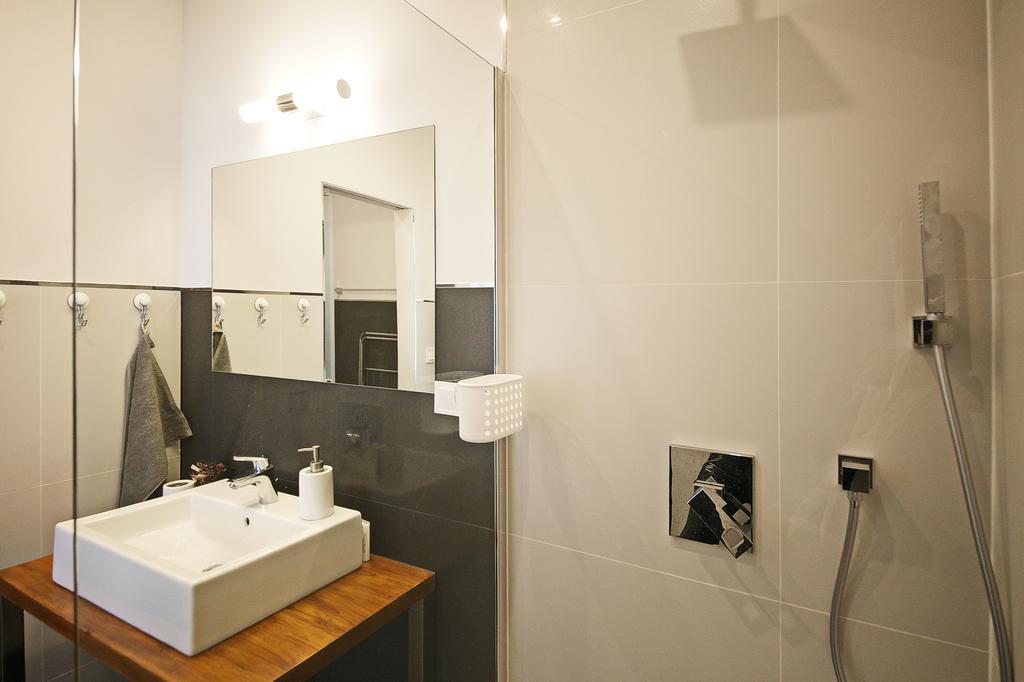 Luxury Center Apt. Charles Bridge Walking Distance Prag Eksteriør billede